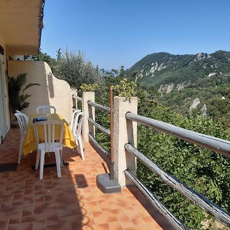 Appartement 3 Pieces Dans Maison Individuelle Entre Mer Et Montagnes Bouyon Exterior foto