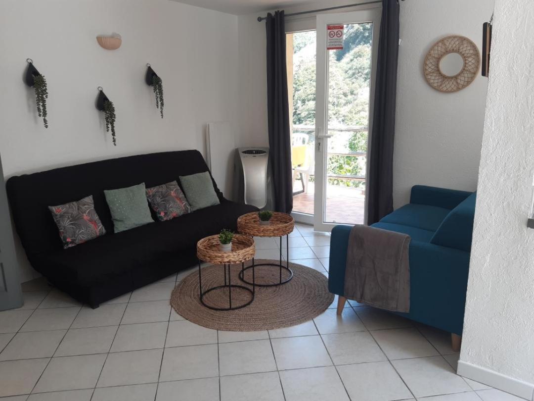 Appartement 3 Pieces Dans Maison Individuelle Entre Mer Et Montagnes Bouyon Exterior foto